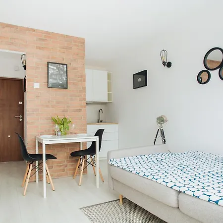 Shortstaypoland Pereca Apartment *